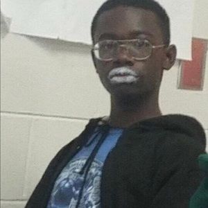 Meet your Posher, Dangelo